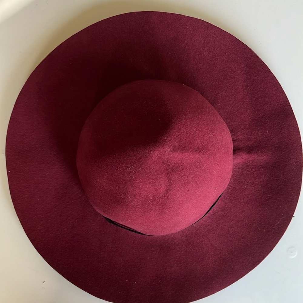 ASOS red wool hat, L